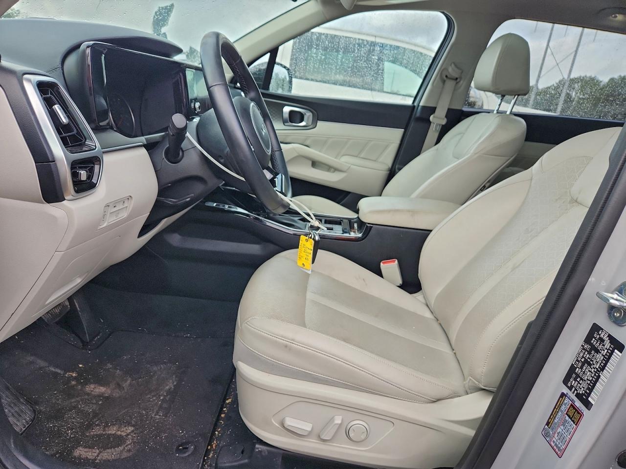 2022 KIA SORENTO