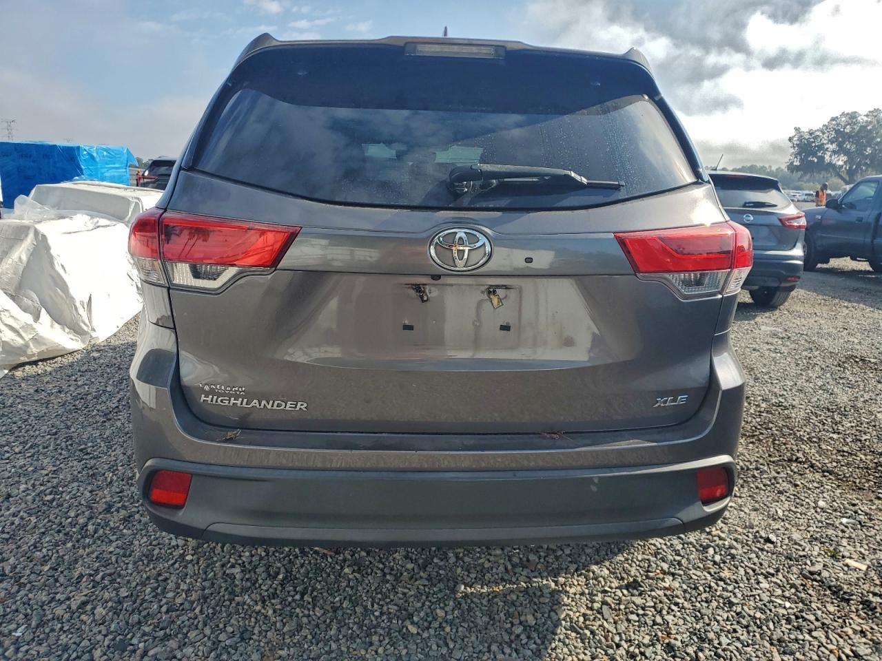 2019 TOYOTA HIGHLANDER