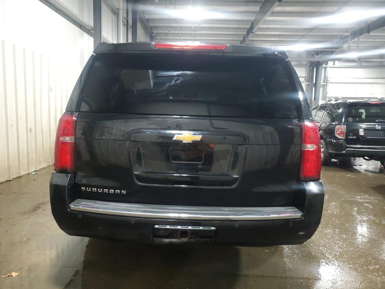 2015 CHEVROLET Suburban