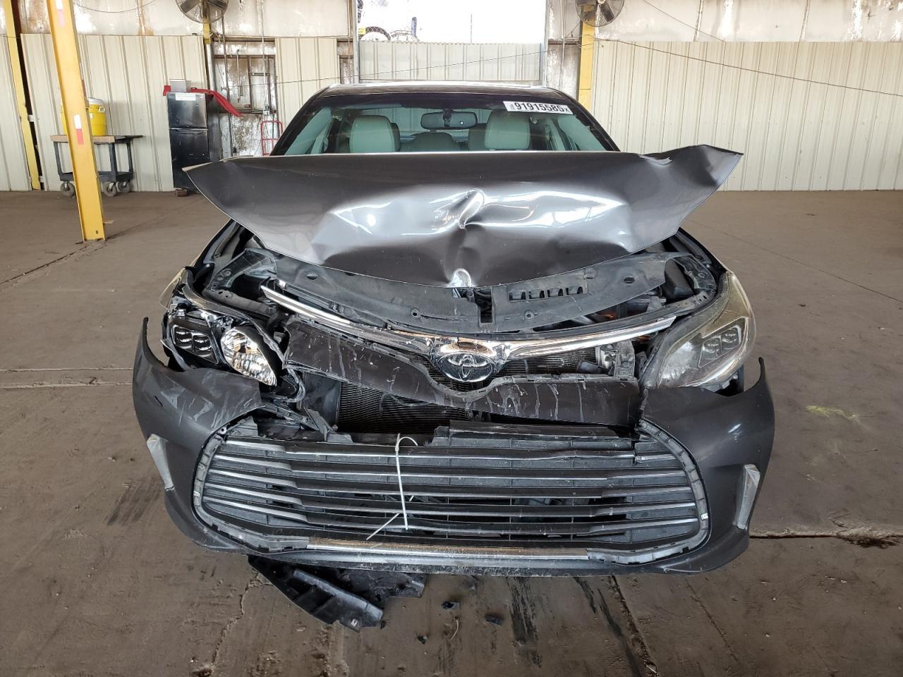 2016 TOYOTA Avalon
