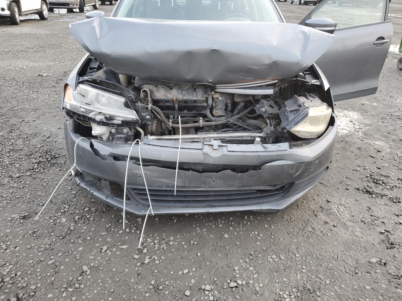 2011 VOLKSWAGEN JETTA