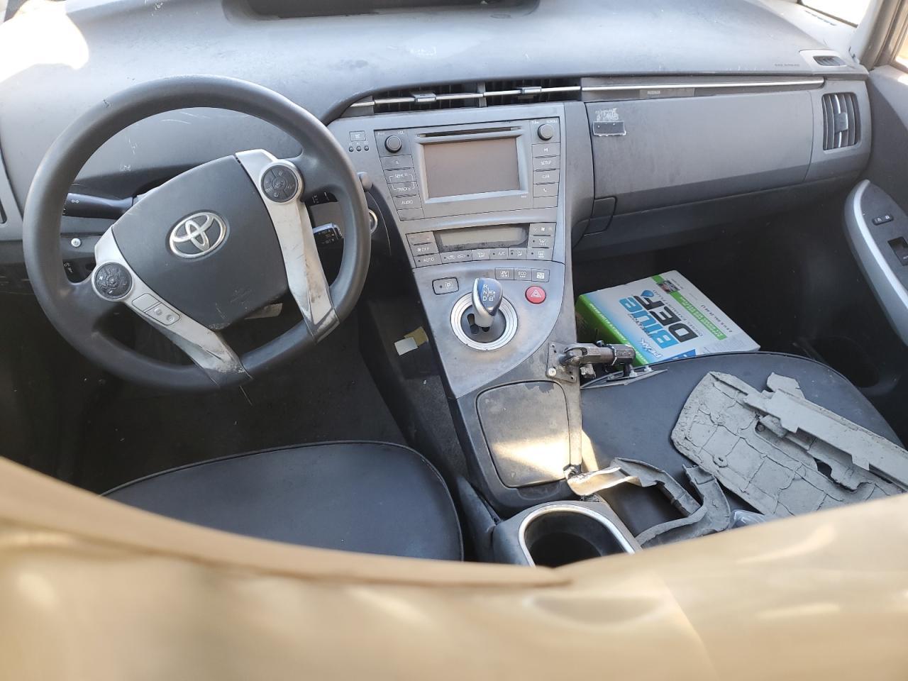 2014 TOYOTA PRIUS