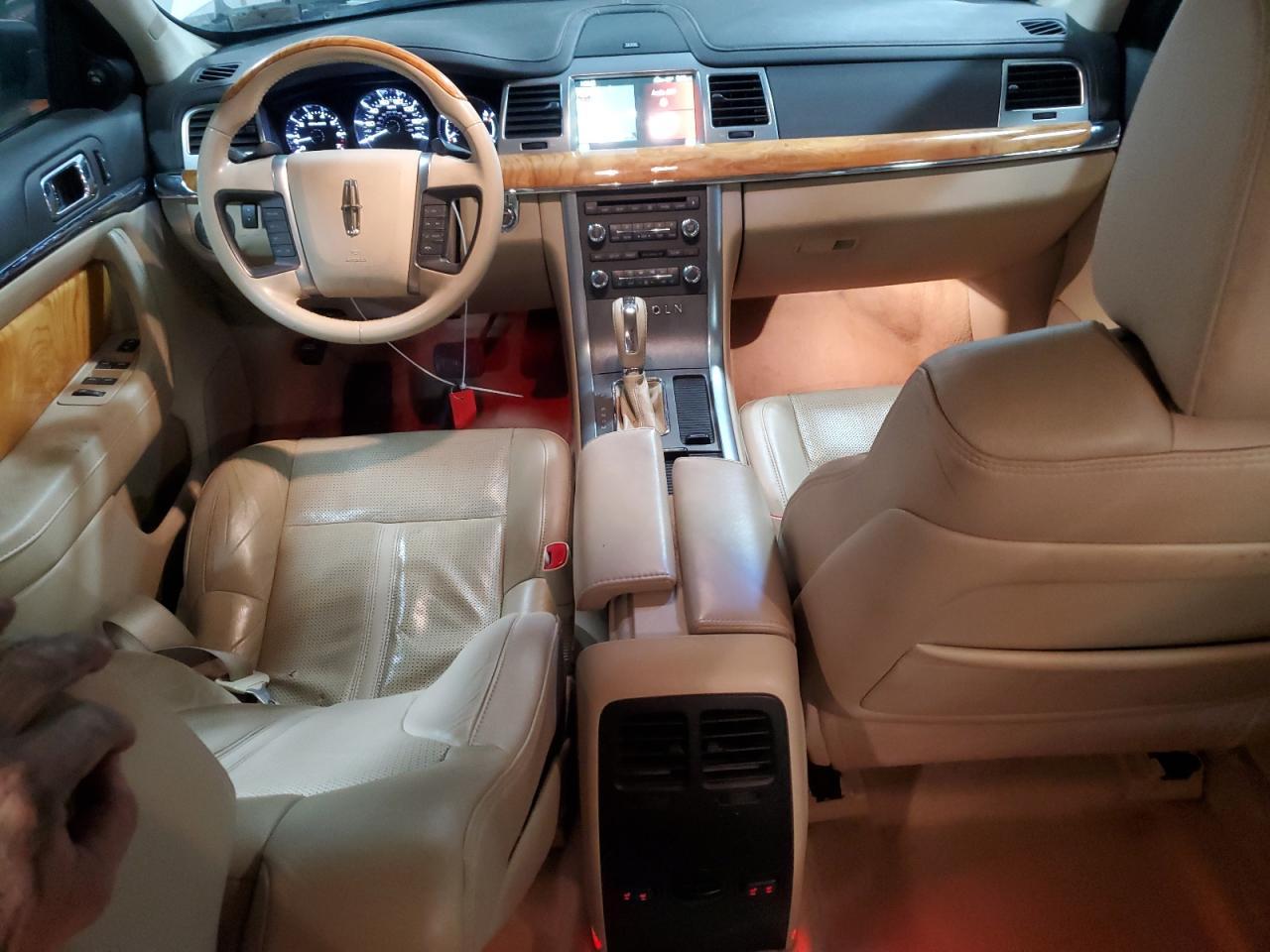 2011 LINCOLN MKS