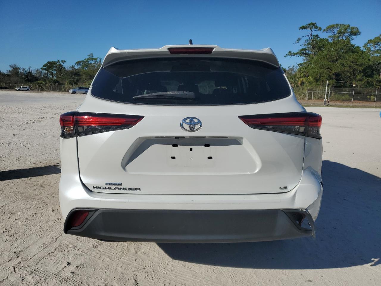 2022 TOYOTA HIGHLANDER