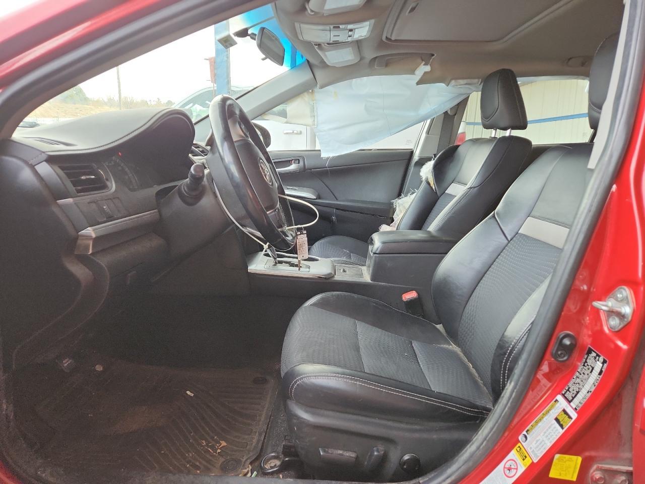 2014 TOYOTA CAMRY