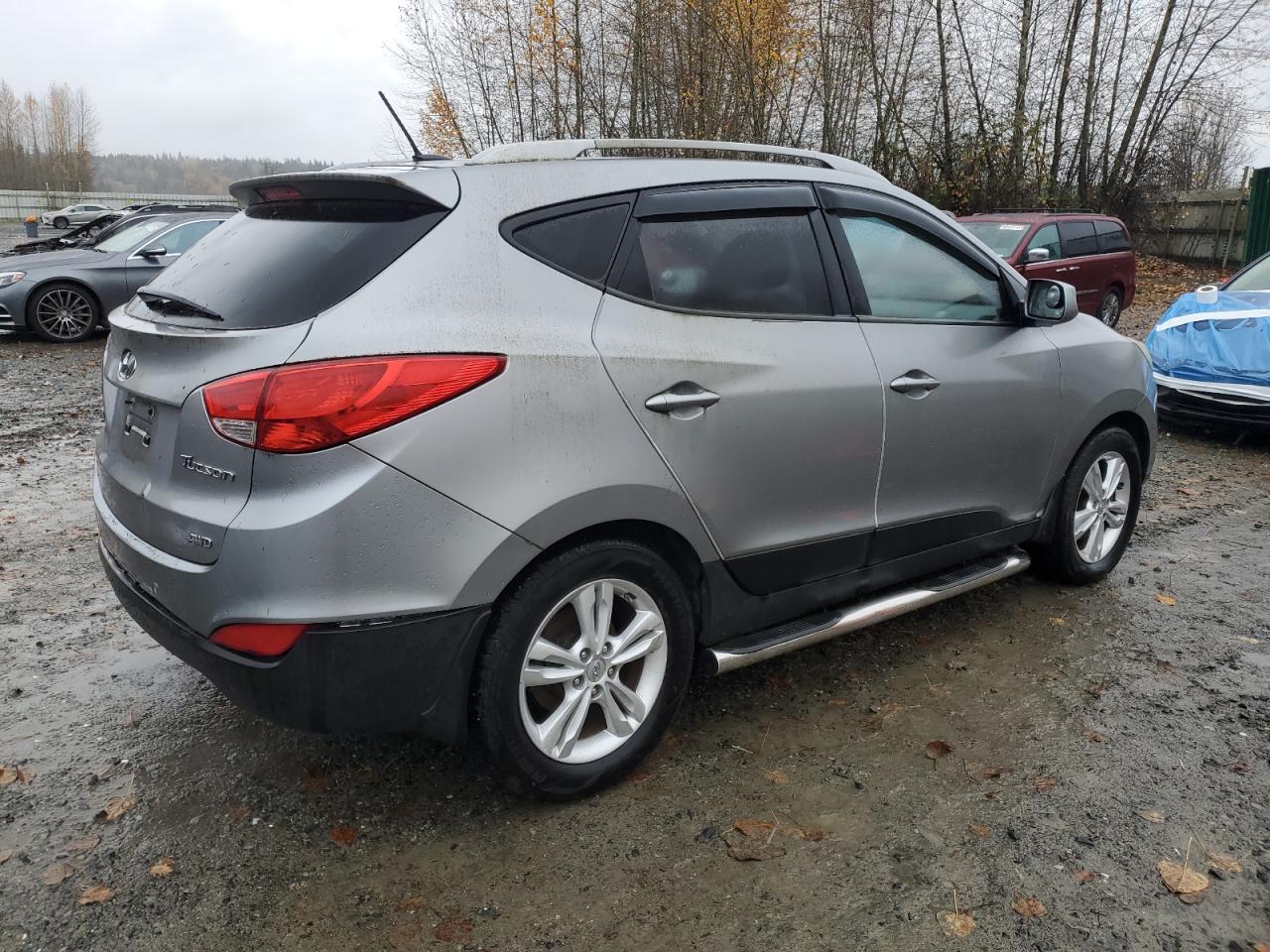 2011 HYUNDAI TUCSON