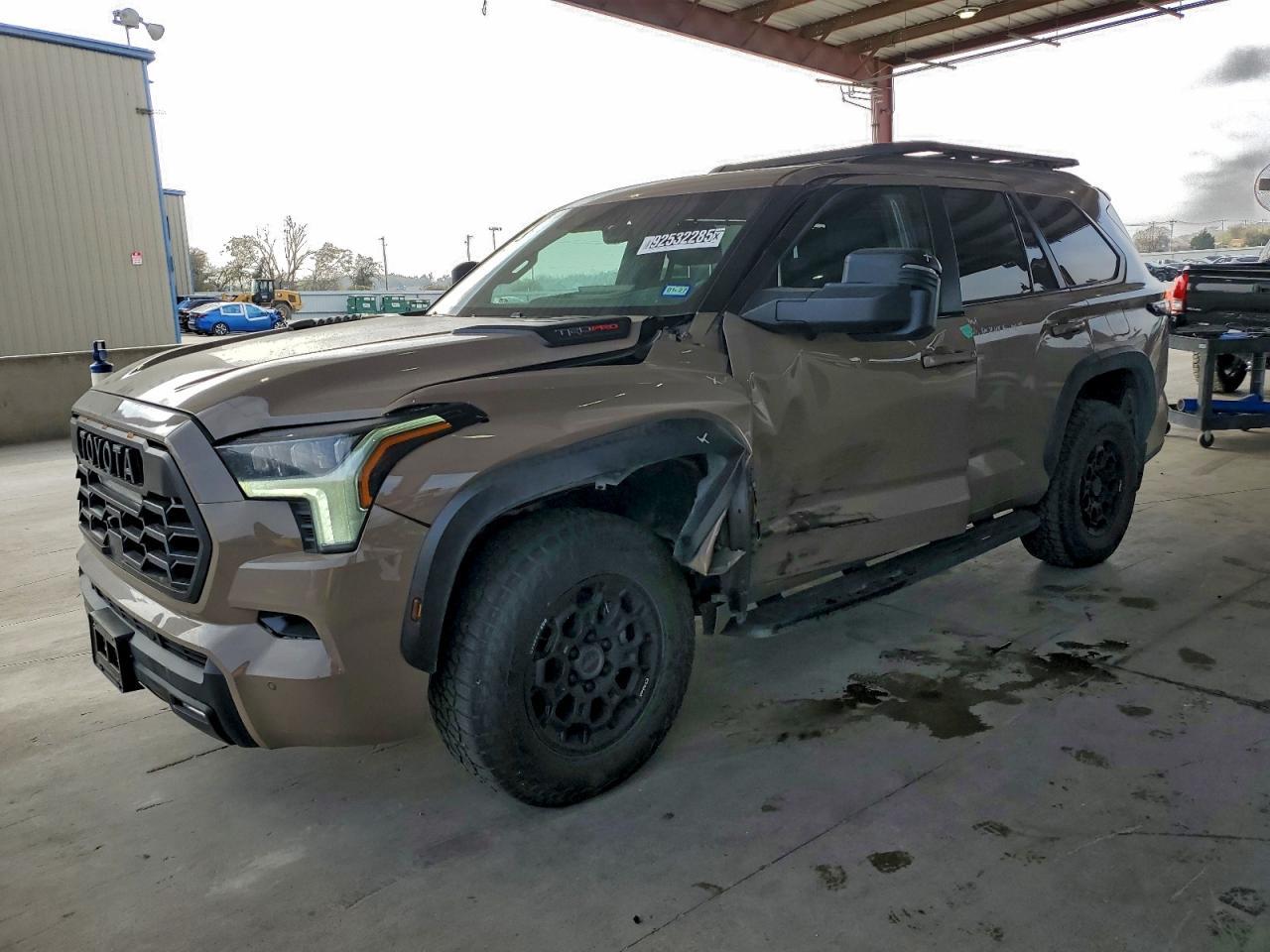 2025 TOYOTA Sequoia