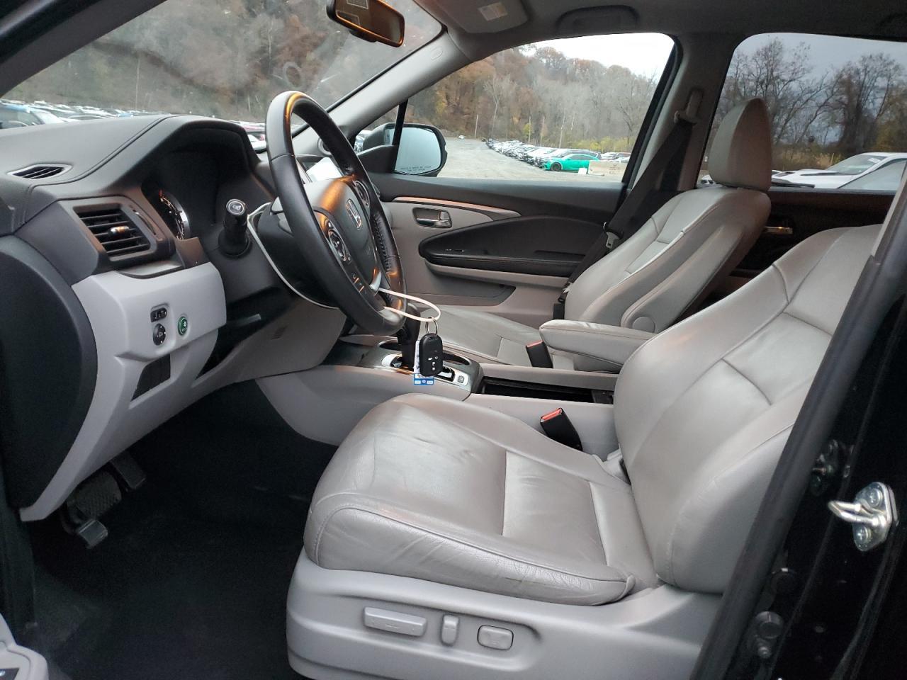 2016 HONDA PILOT