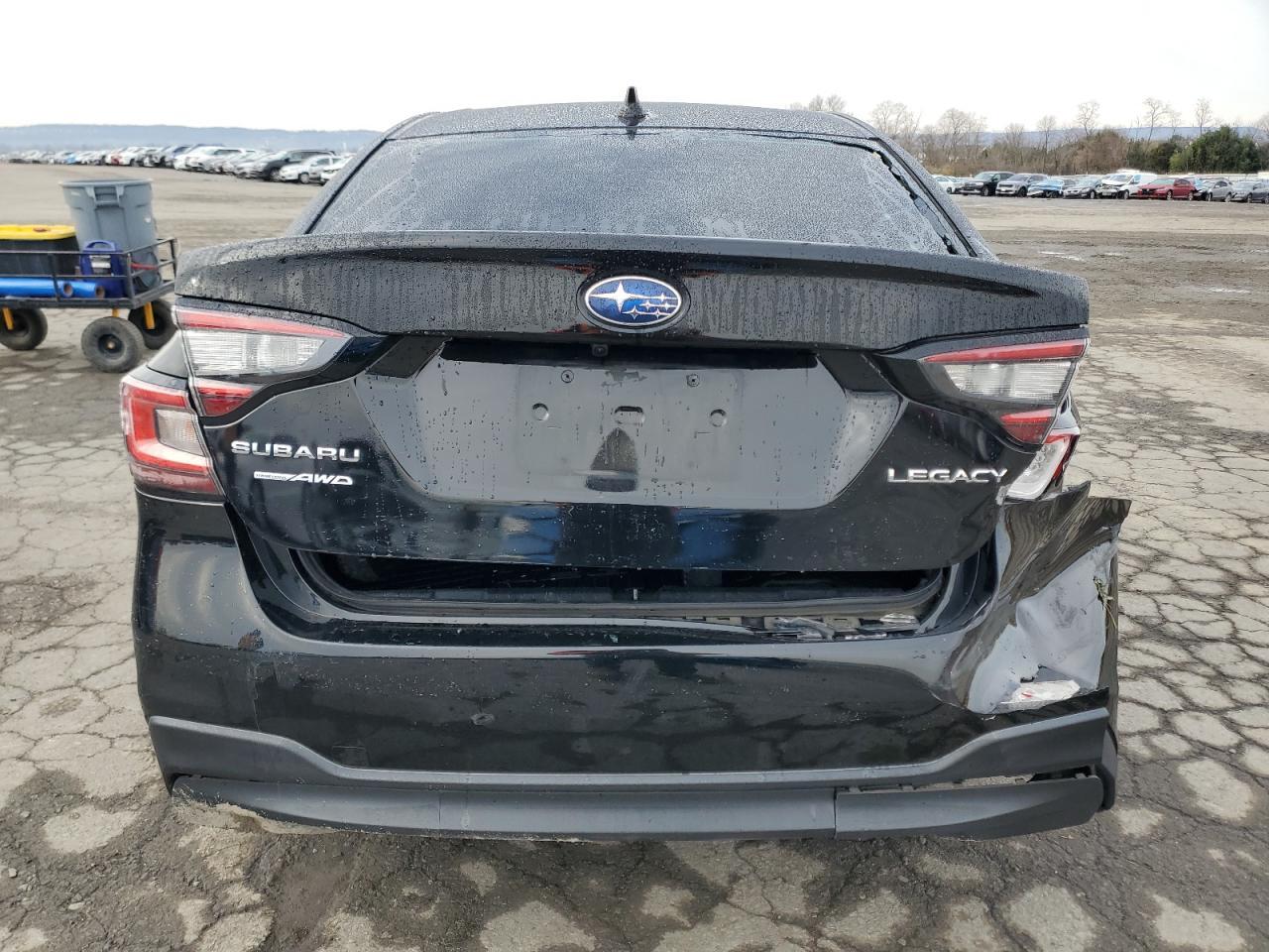 2021 SUBARU Legacy