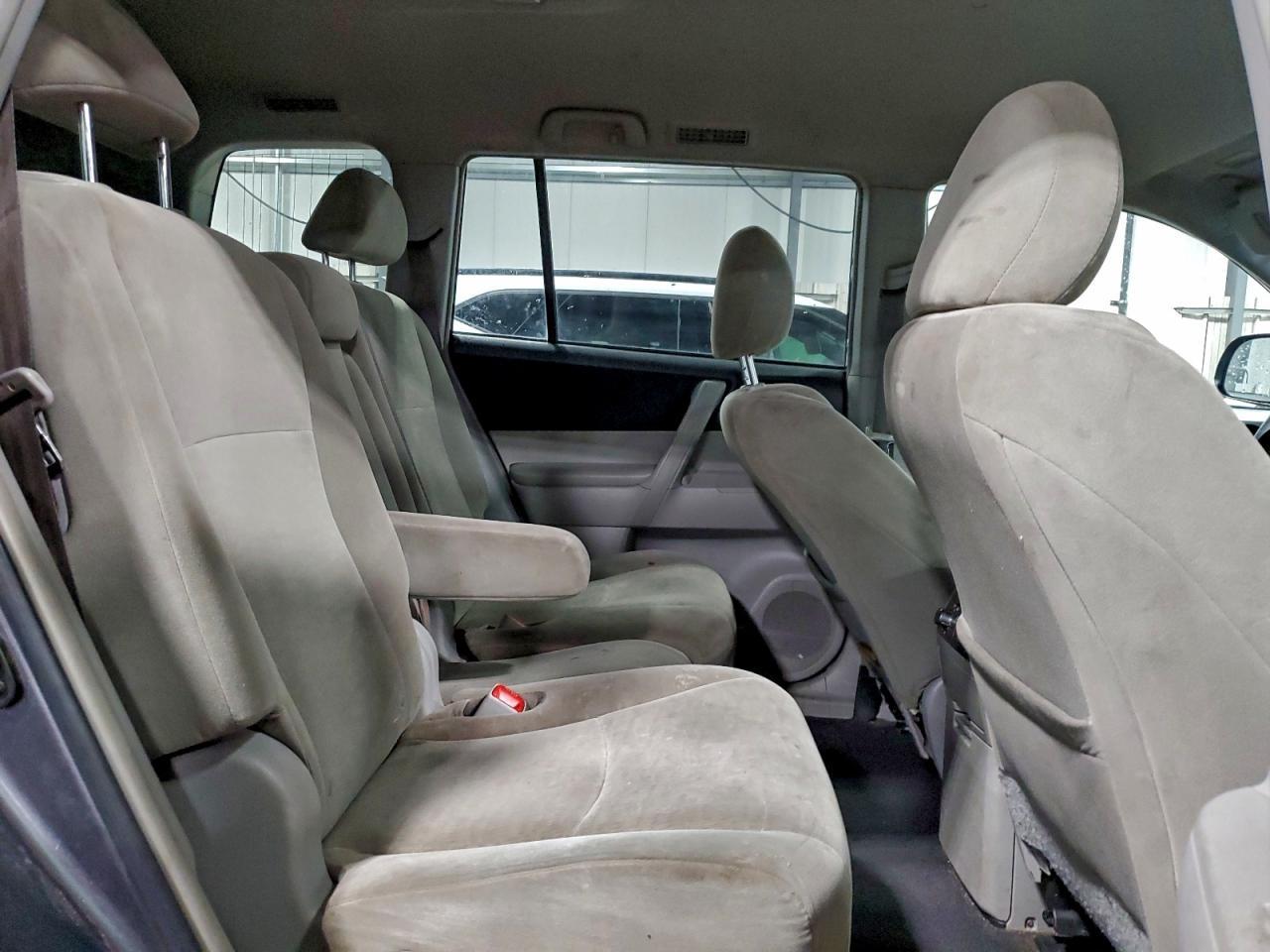 2013 TOYOTA HIGHLANDER