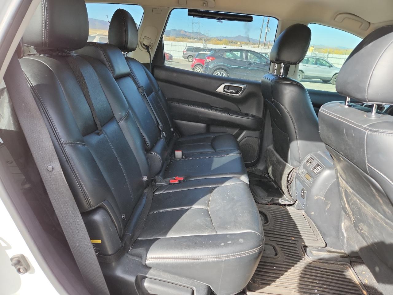 2015 NISSAN PATHFINDER