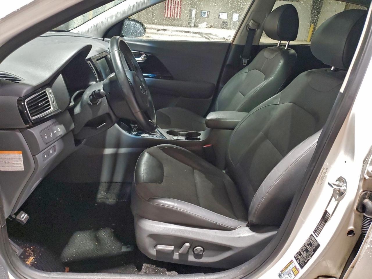 2017 KIA Niro