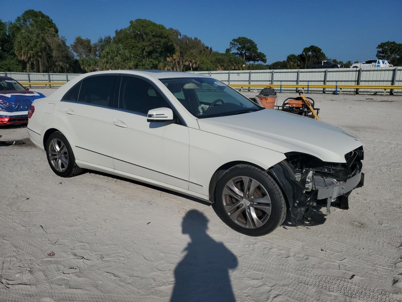 2011 MERCEDES-BENZ E-Class