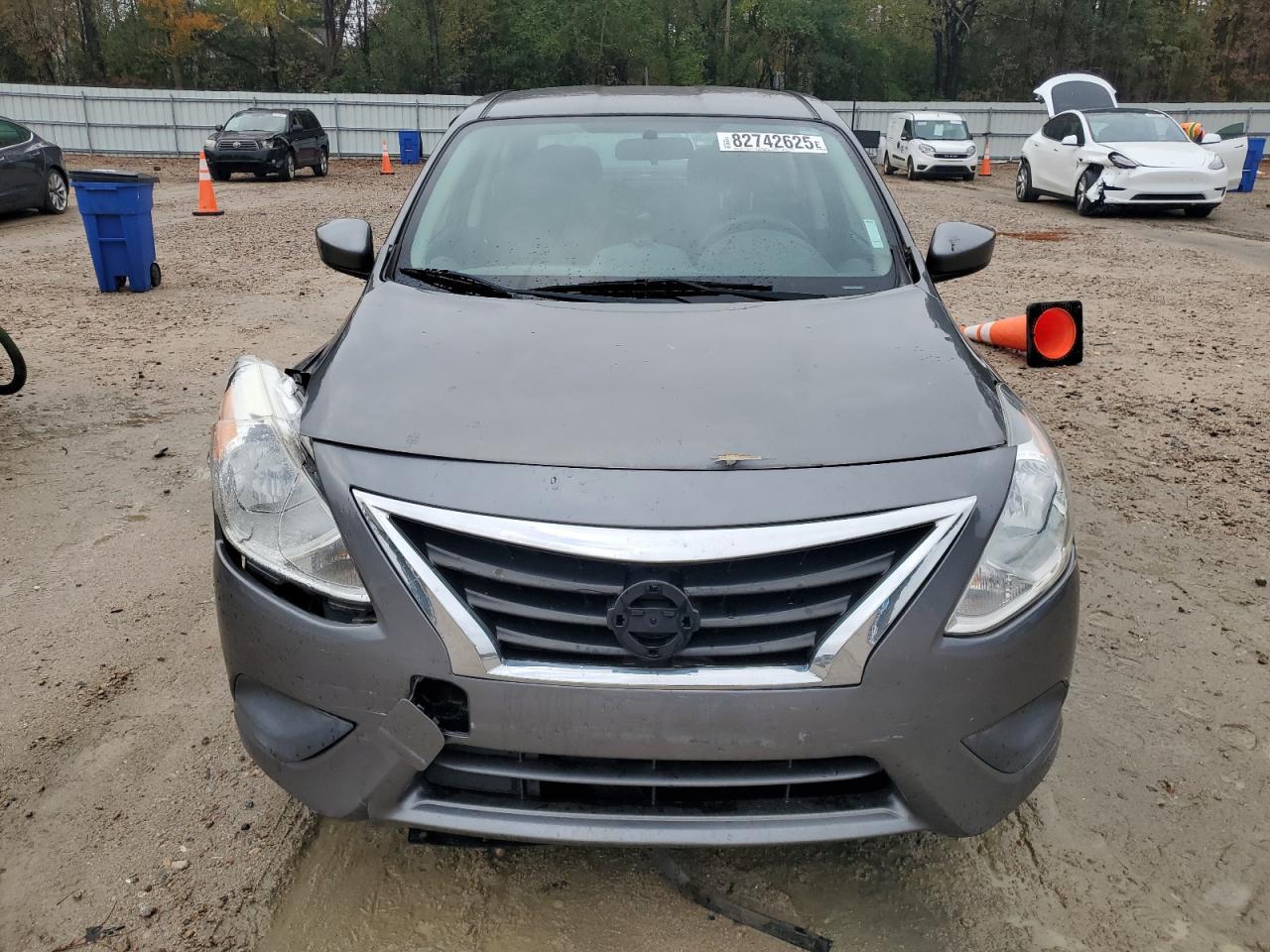 2018 NISSAN VERSA