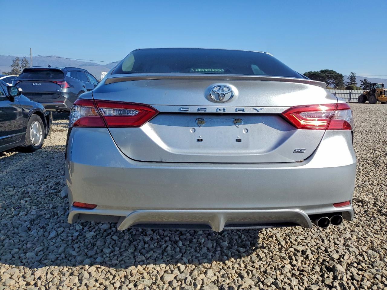 2018 TOYOTA CAMRY