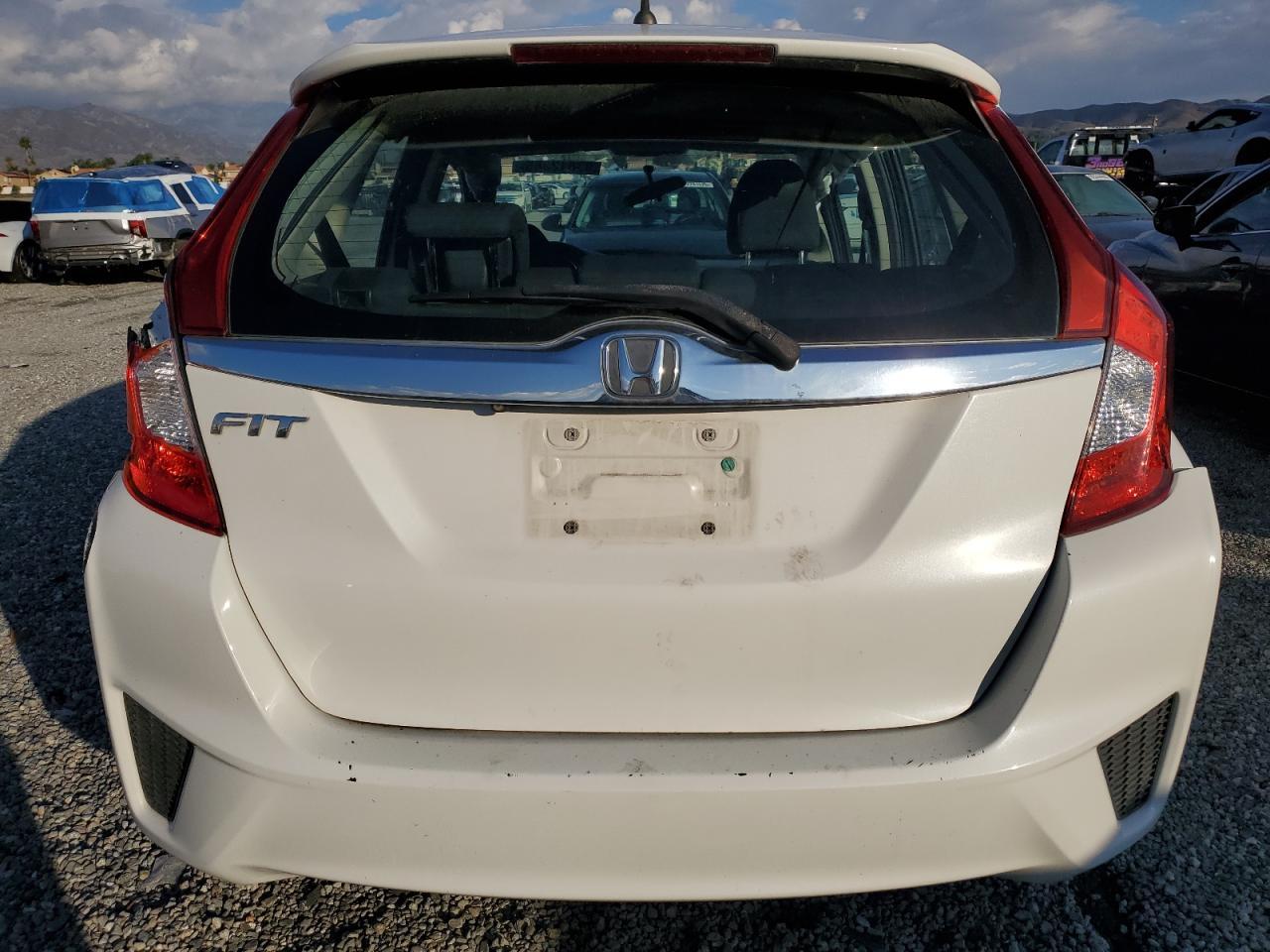 2015 HONDA FIT