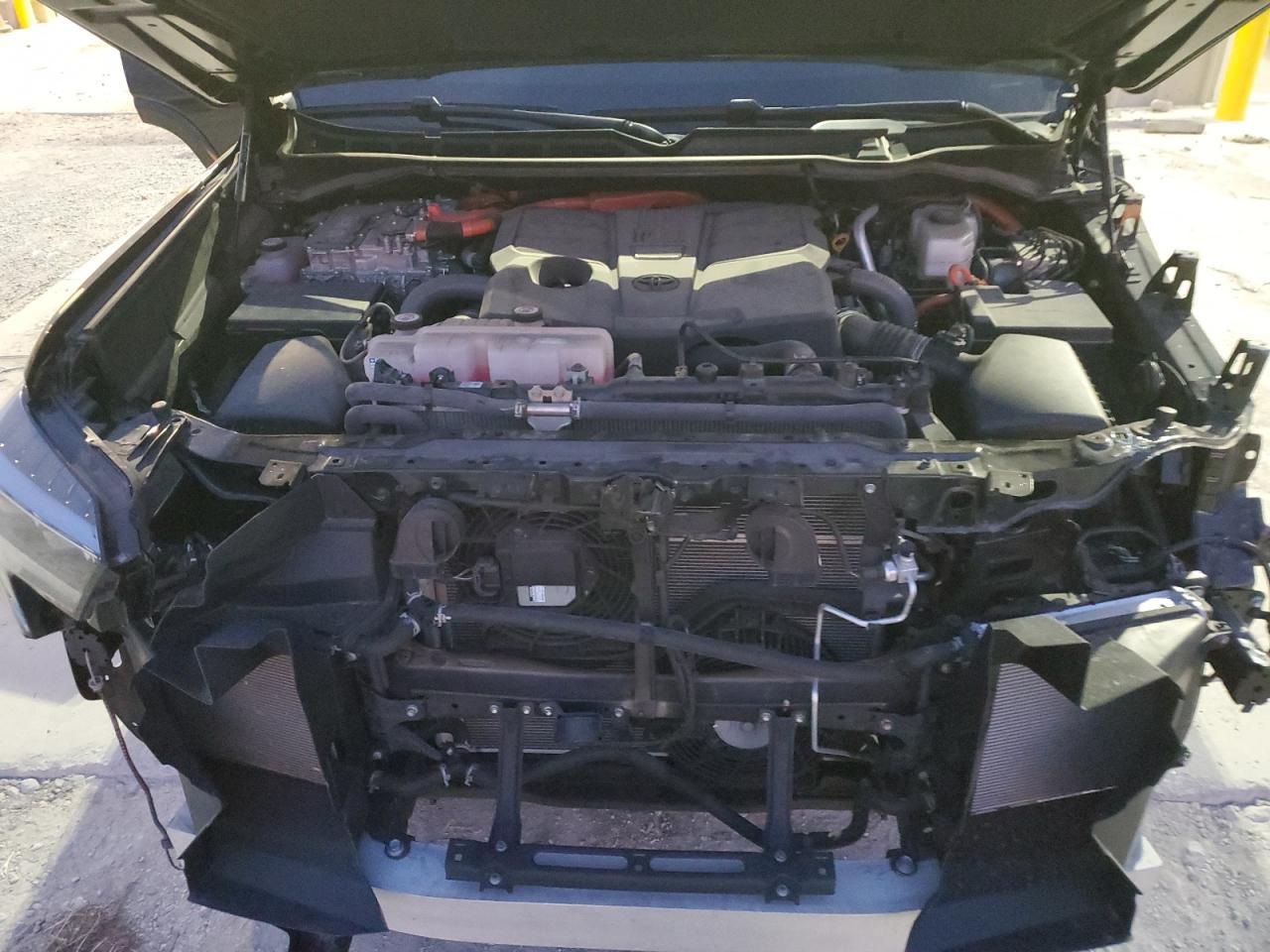2024 TOYOTA Sequoia