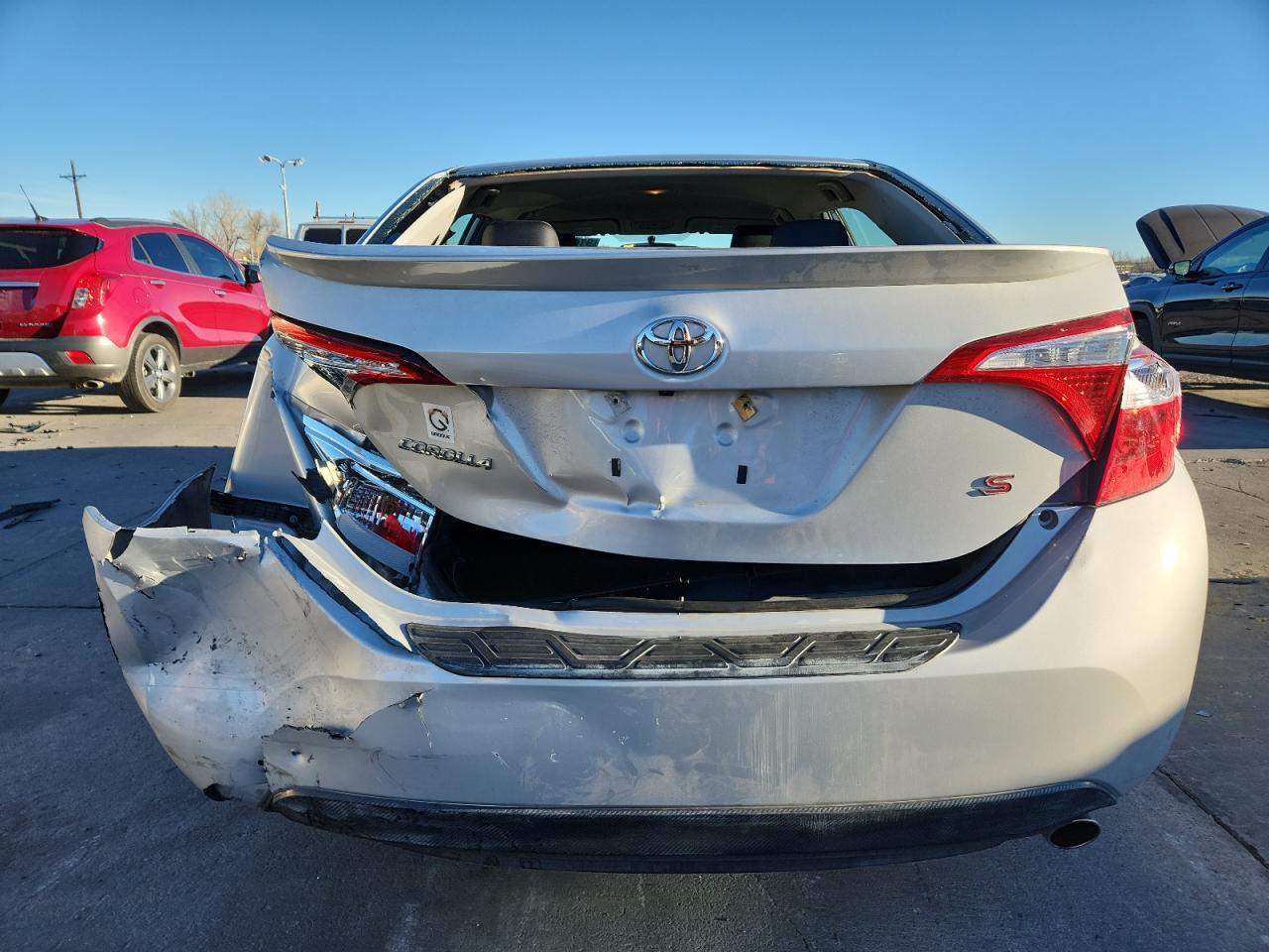 2016 TOYOTA COROLLA