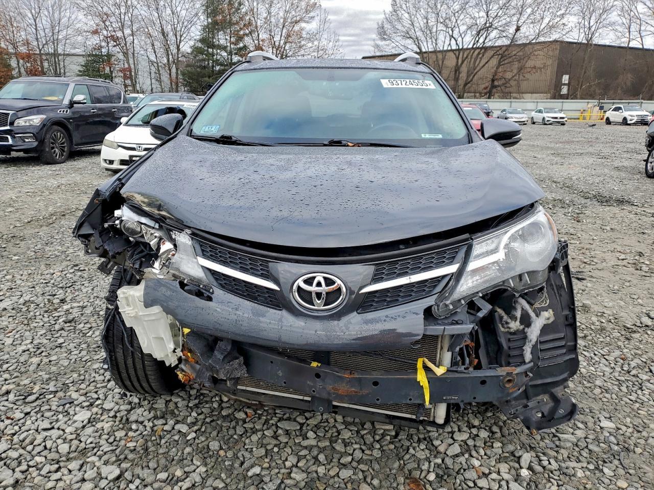 2013 TOYOTA RAV4