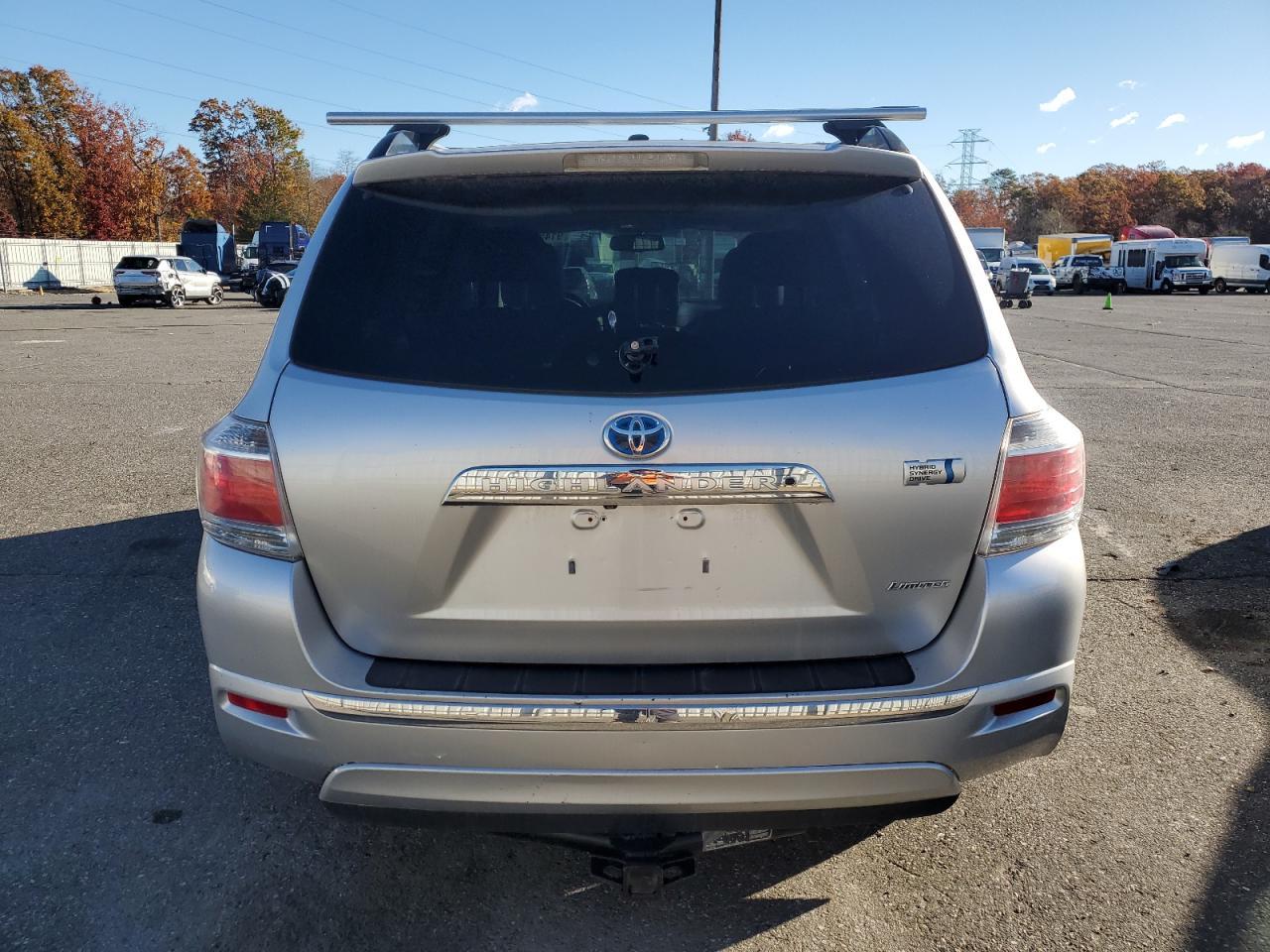 2011 TOYOTA Highlander Hybrid