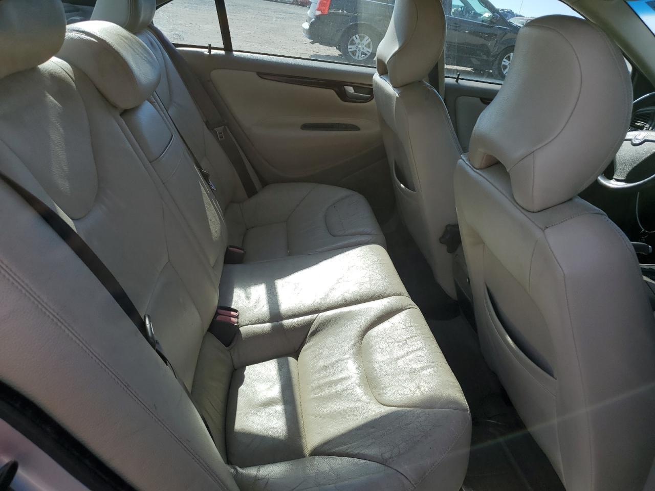 2003 VOLVO S60