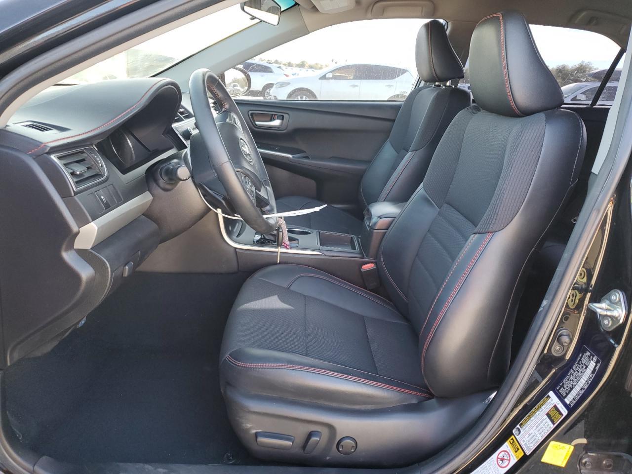 2016 TOYOTA CAMRY