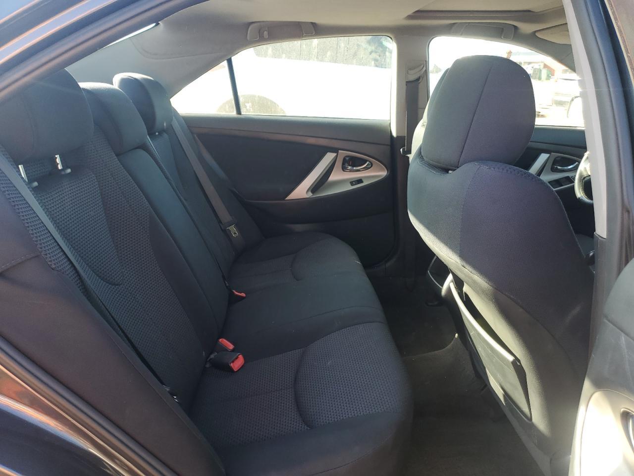 2010 TOYOTA CAMRY
