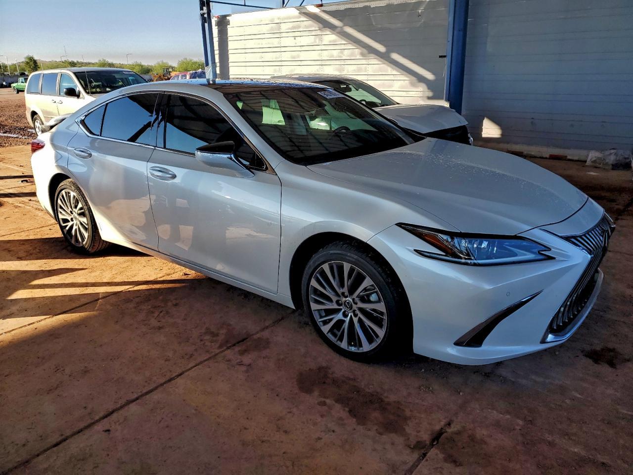 2019 LEXUS ES 350