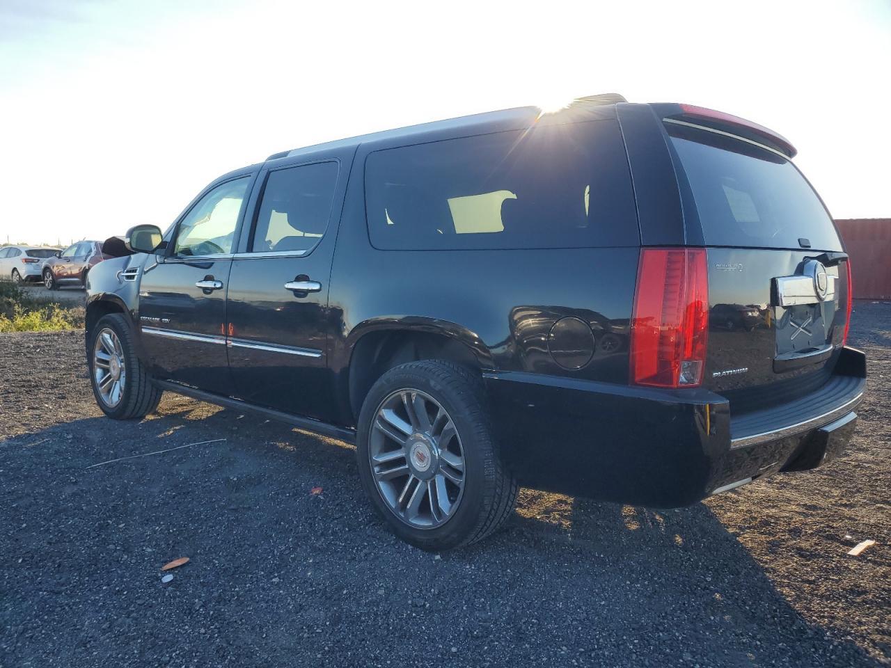2014 CADILLAC Escalade ESV