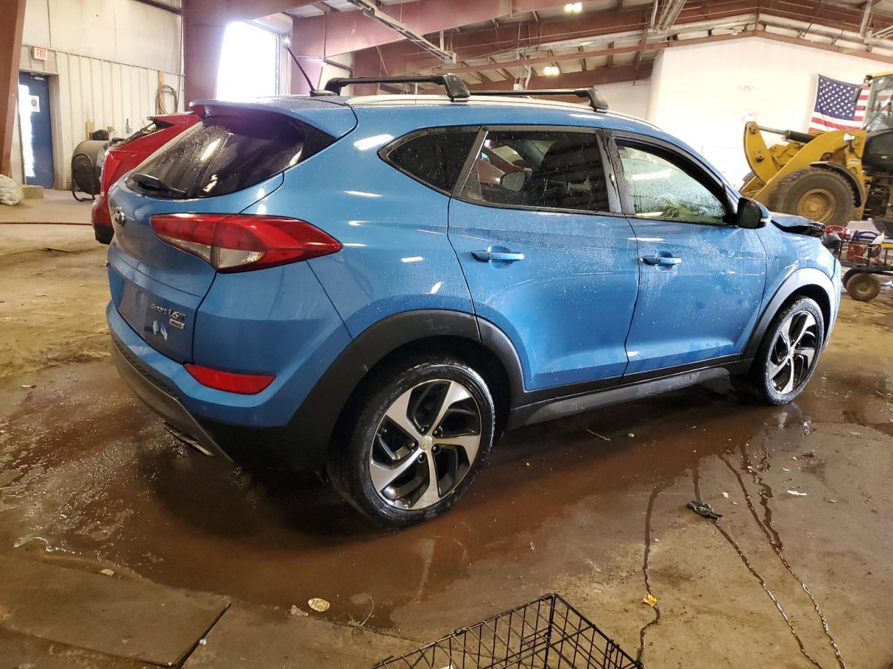 2016 HYUNDAI TUCSON
