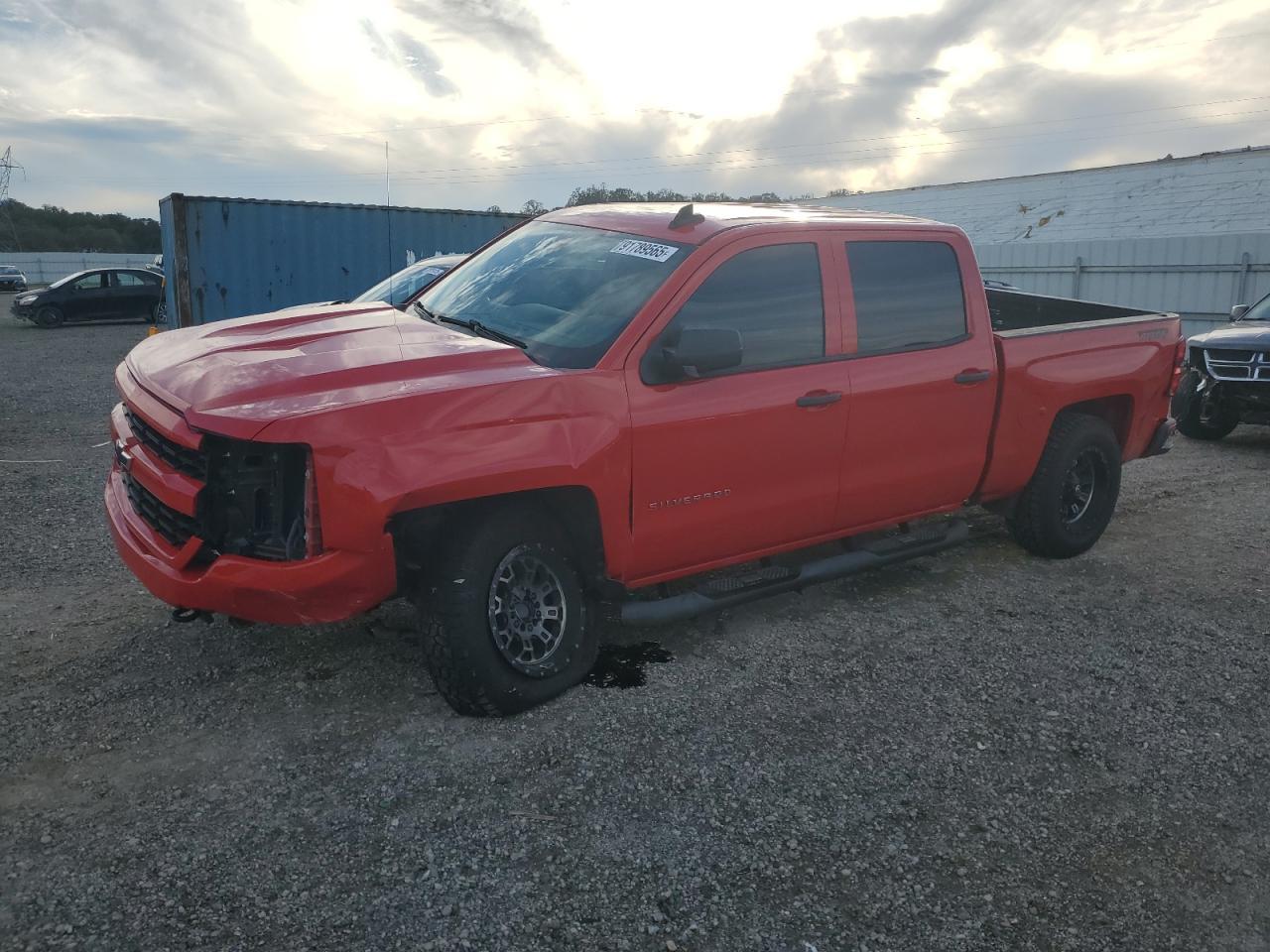 2018 CHEVROLET Silverado