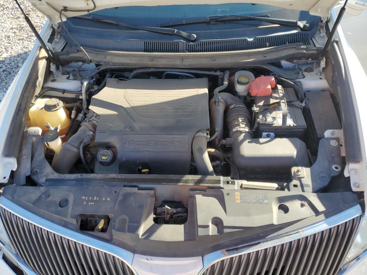 2014 LINCOLN MKT