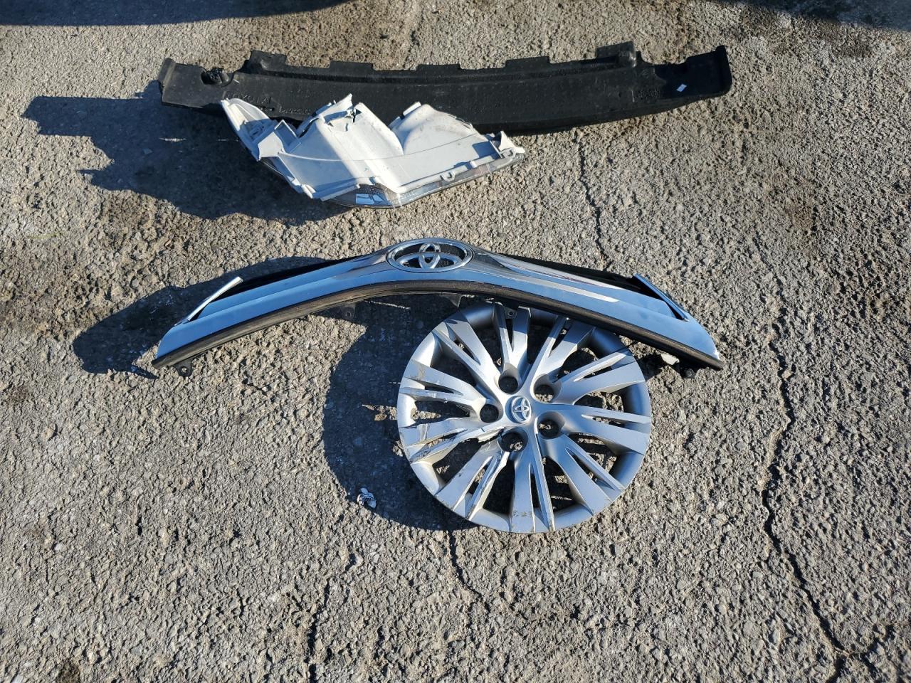 2013 TOYOTA CAMRY