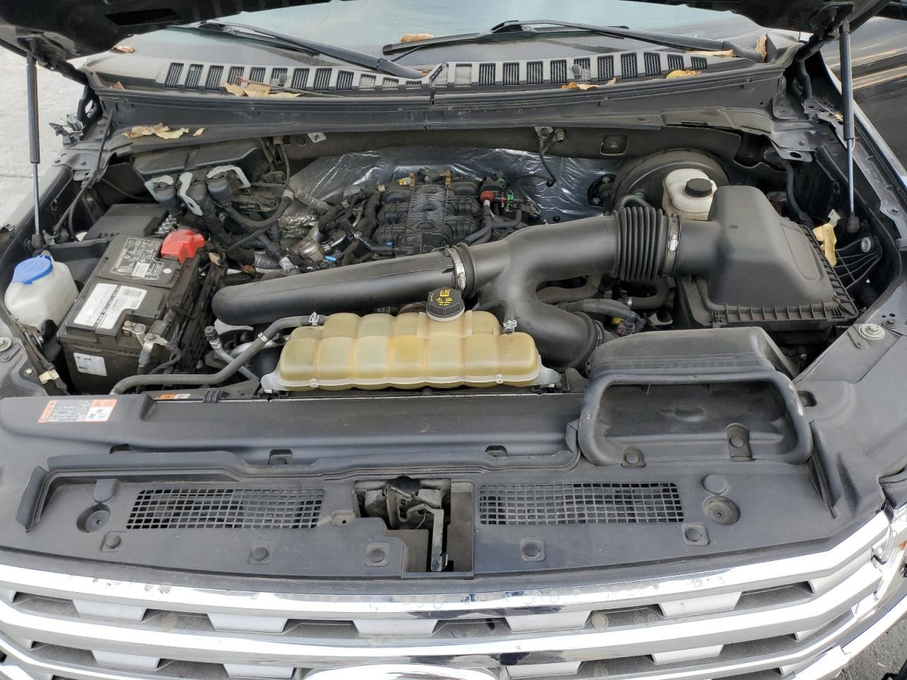 2021 FORD Expedition