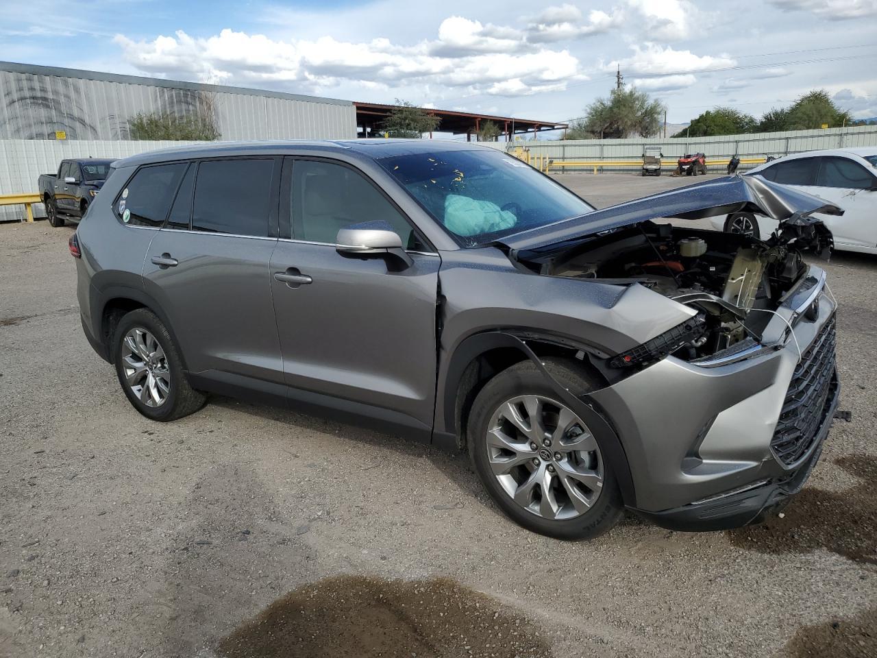 2025 TOYOTA HIGHLANDER