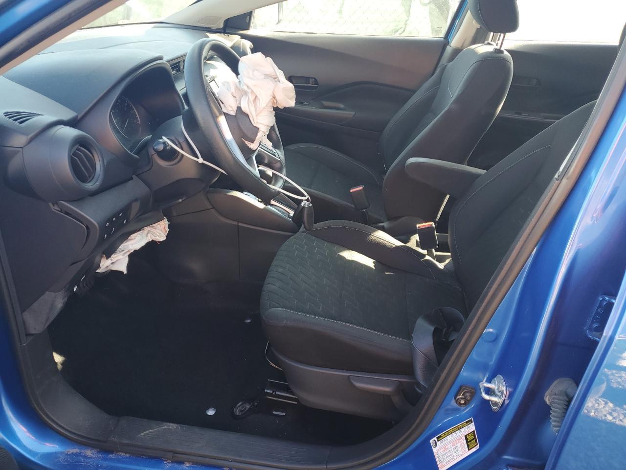 2021 NISSAN KICKS