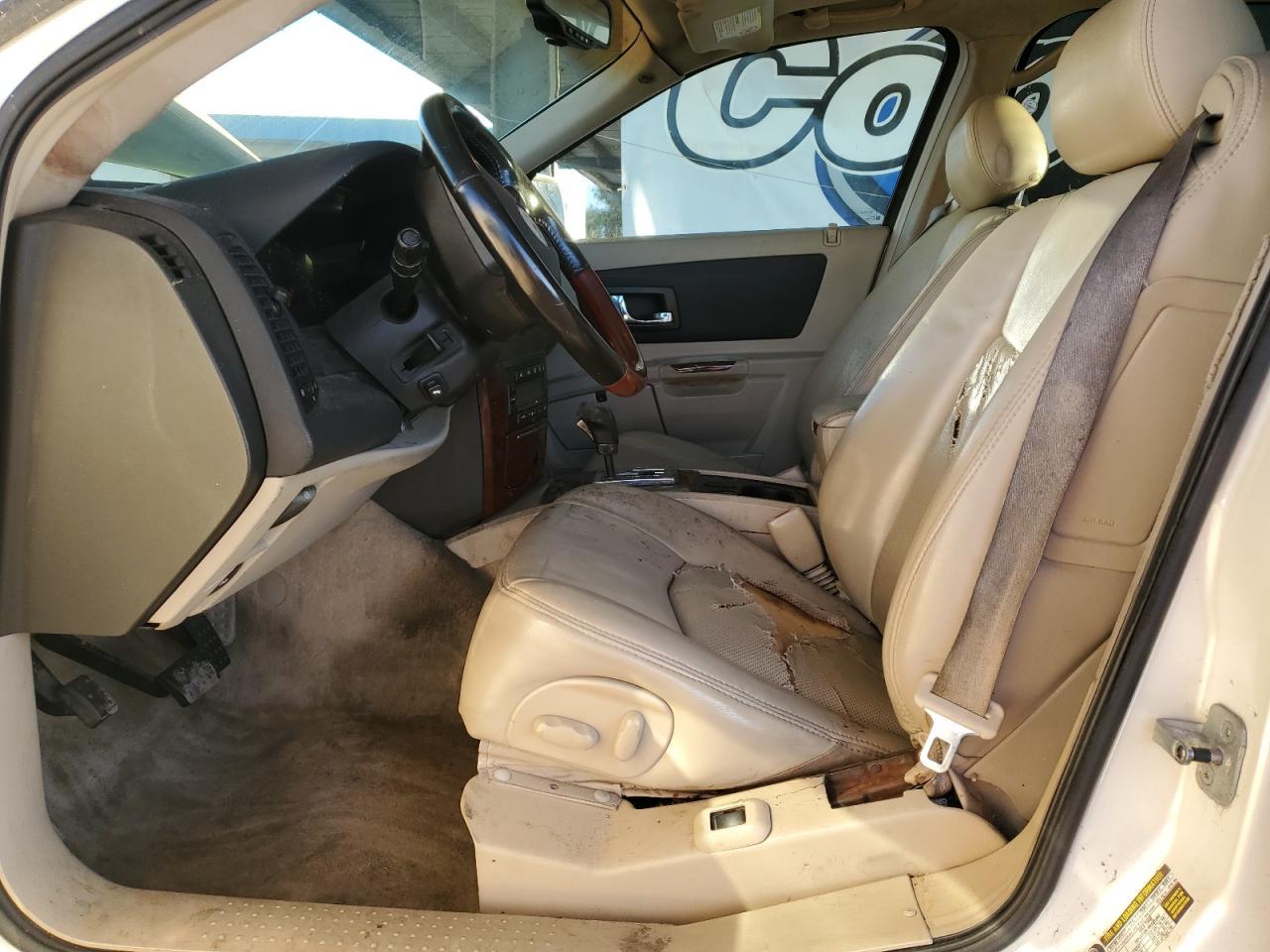 2004 CADILLAC SRX
