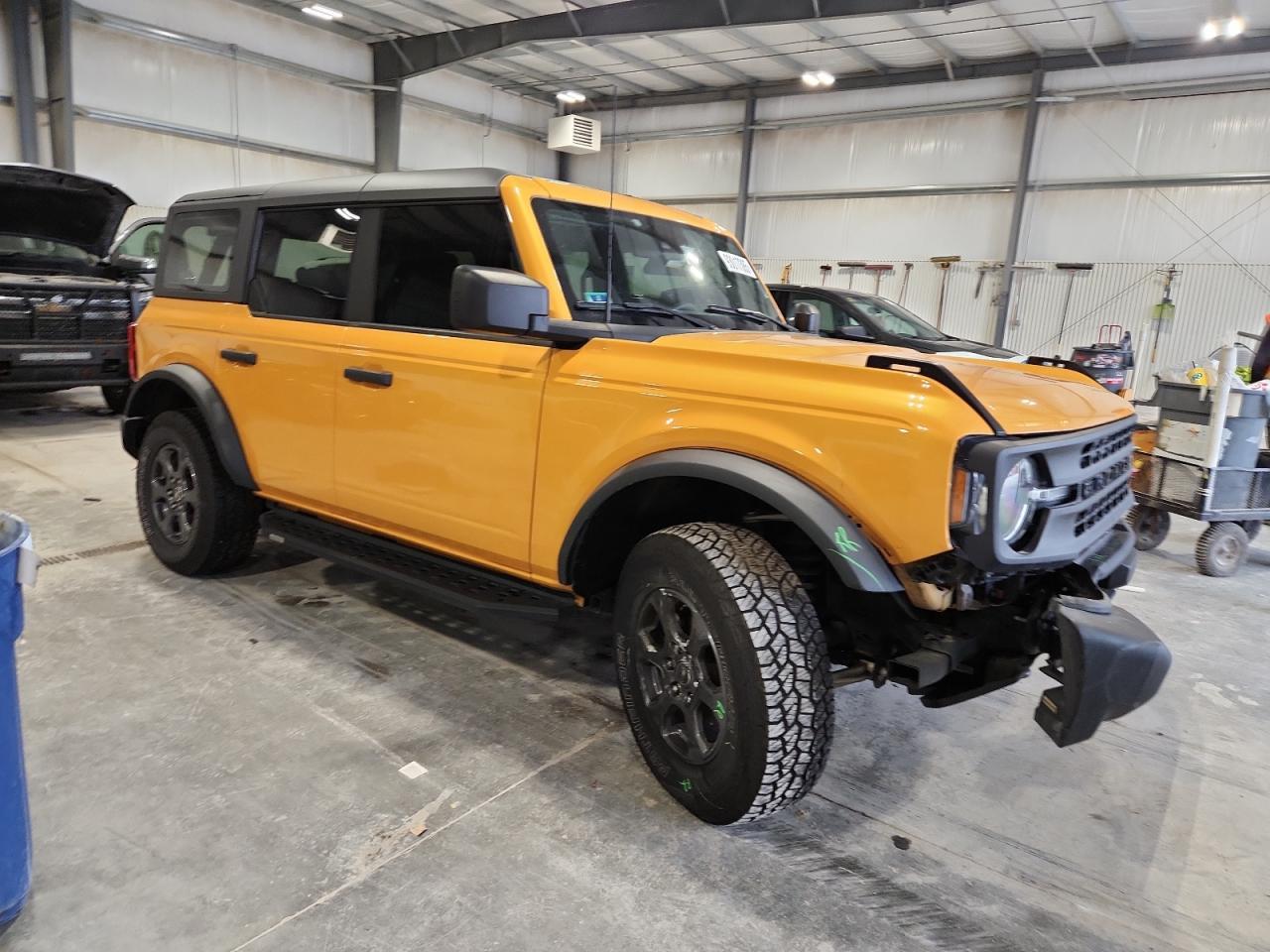 2022 FORD Bronco