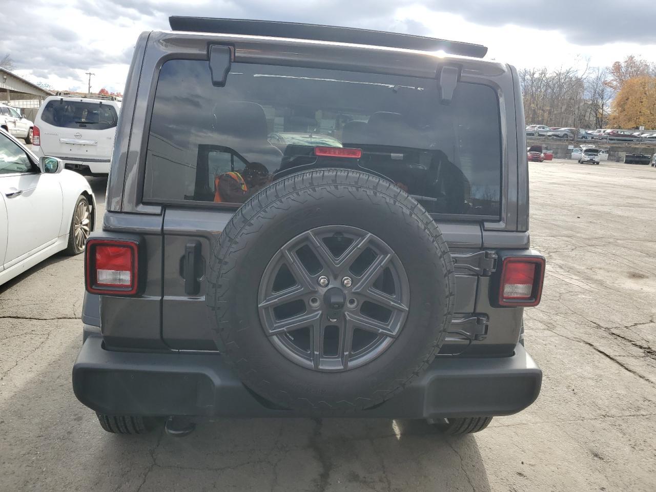 2025 JEEP WRANGLER