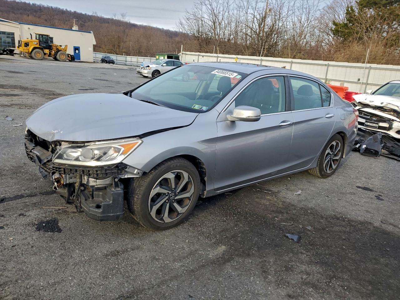 2016 HONDA ACCORD