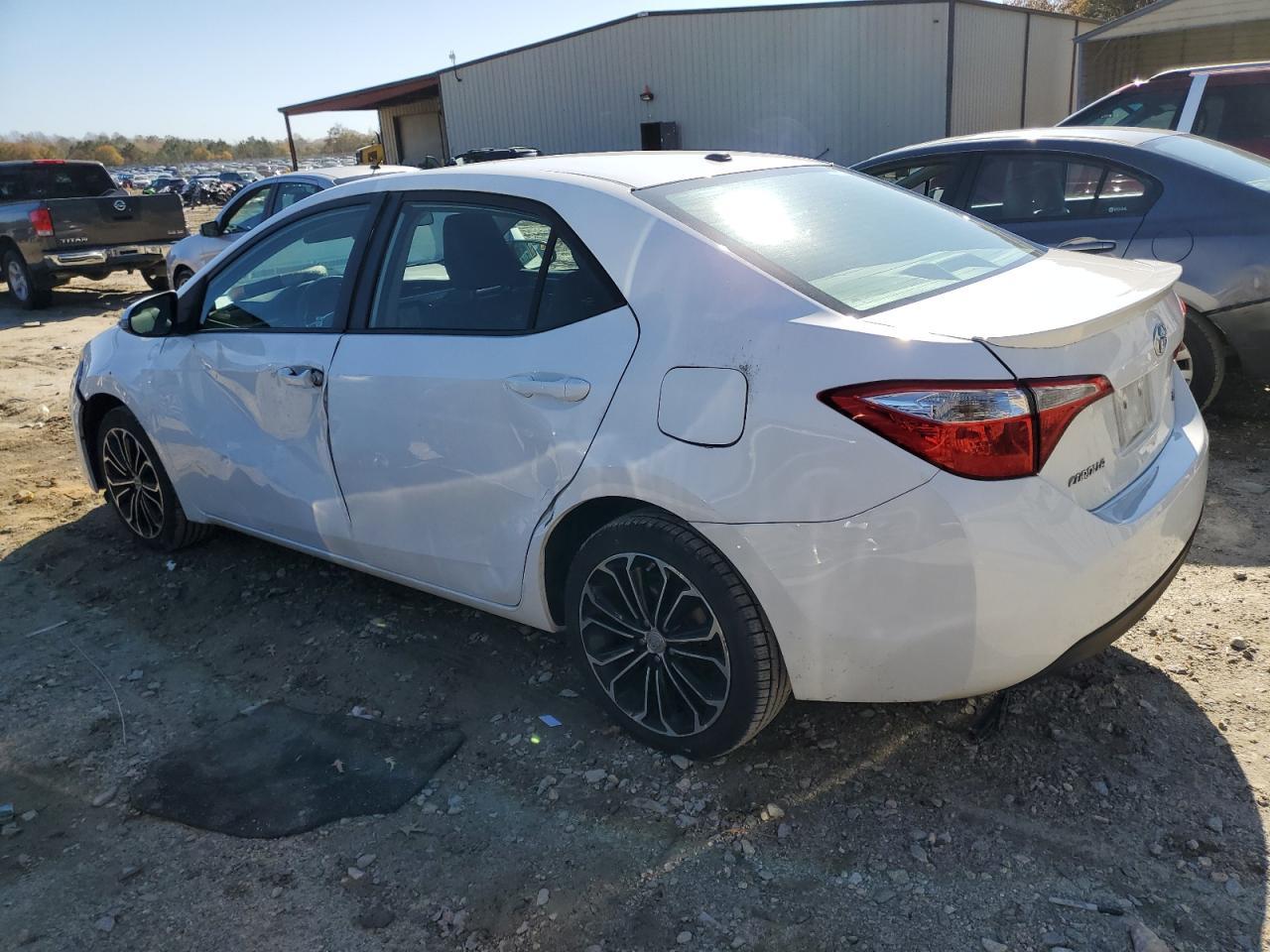 2015 TOYOTA COROLLA