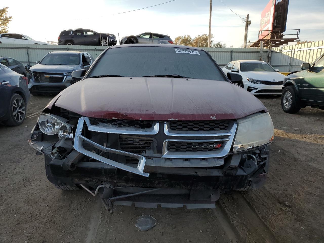 2014 DODGE Avenger