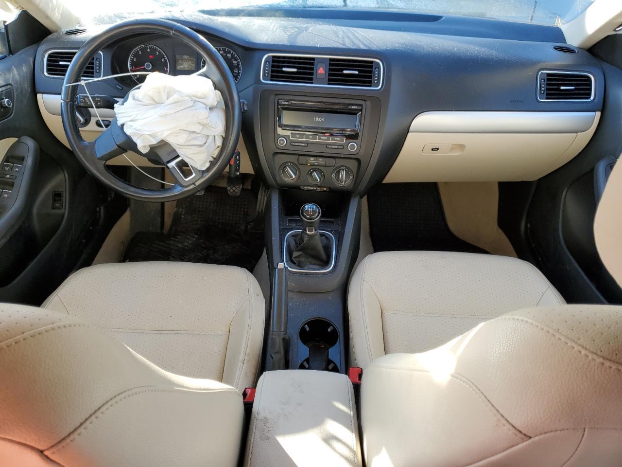 2013 VOLKSWAGEN JETTA