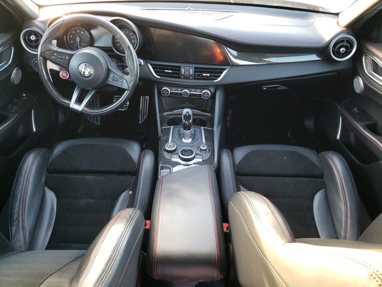 2017 ALFA ROMEO Giulia