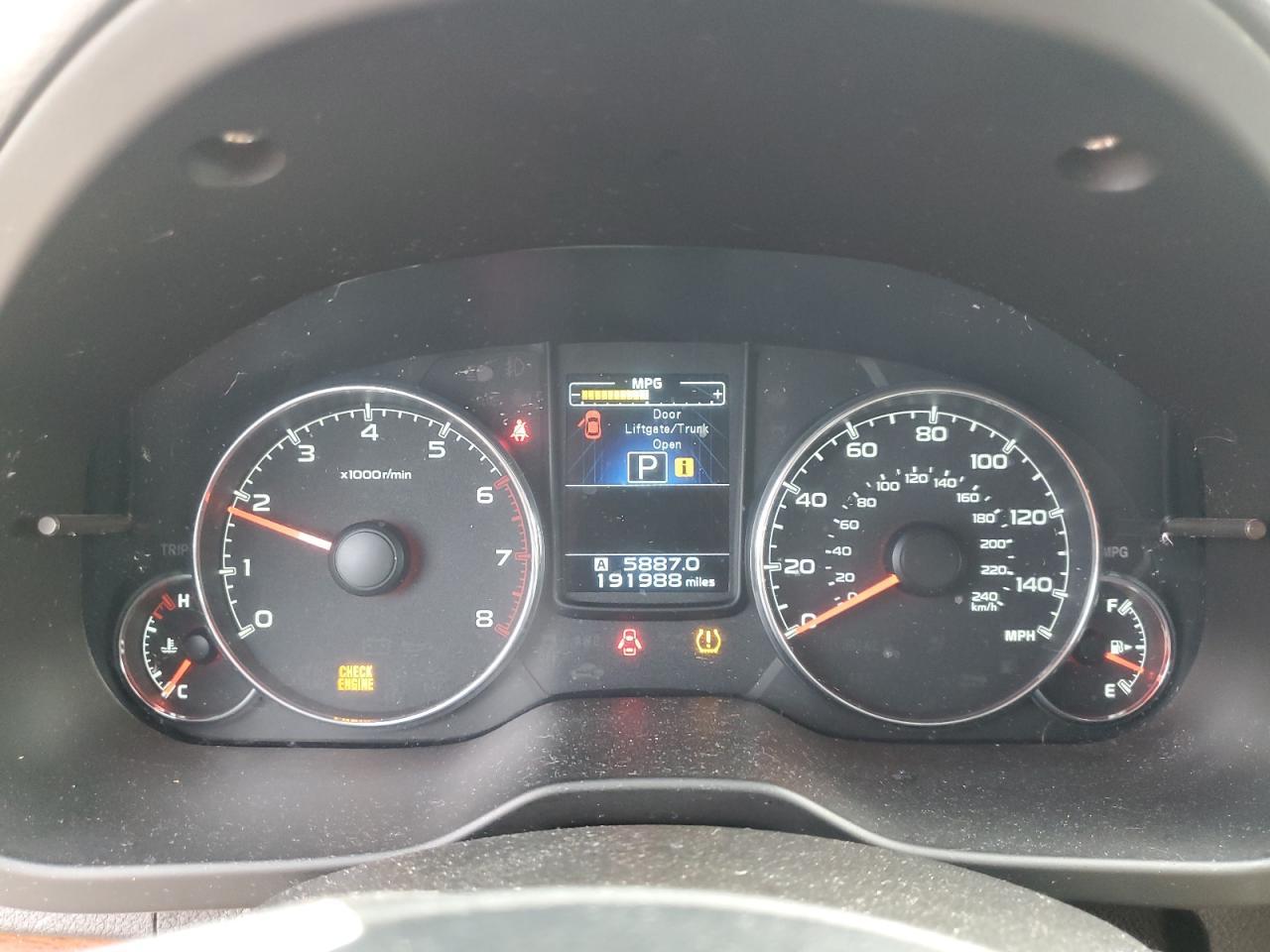 2013 SUBARU Outback
