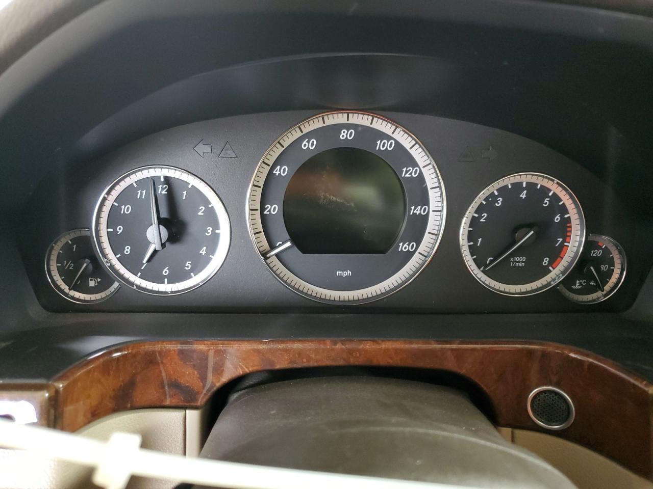 2010 MERCEDES-BENZ E-Class