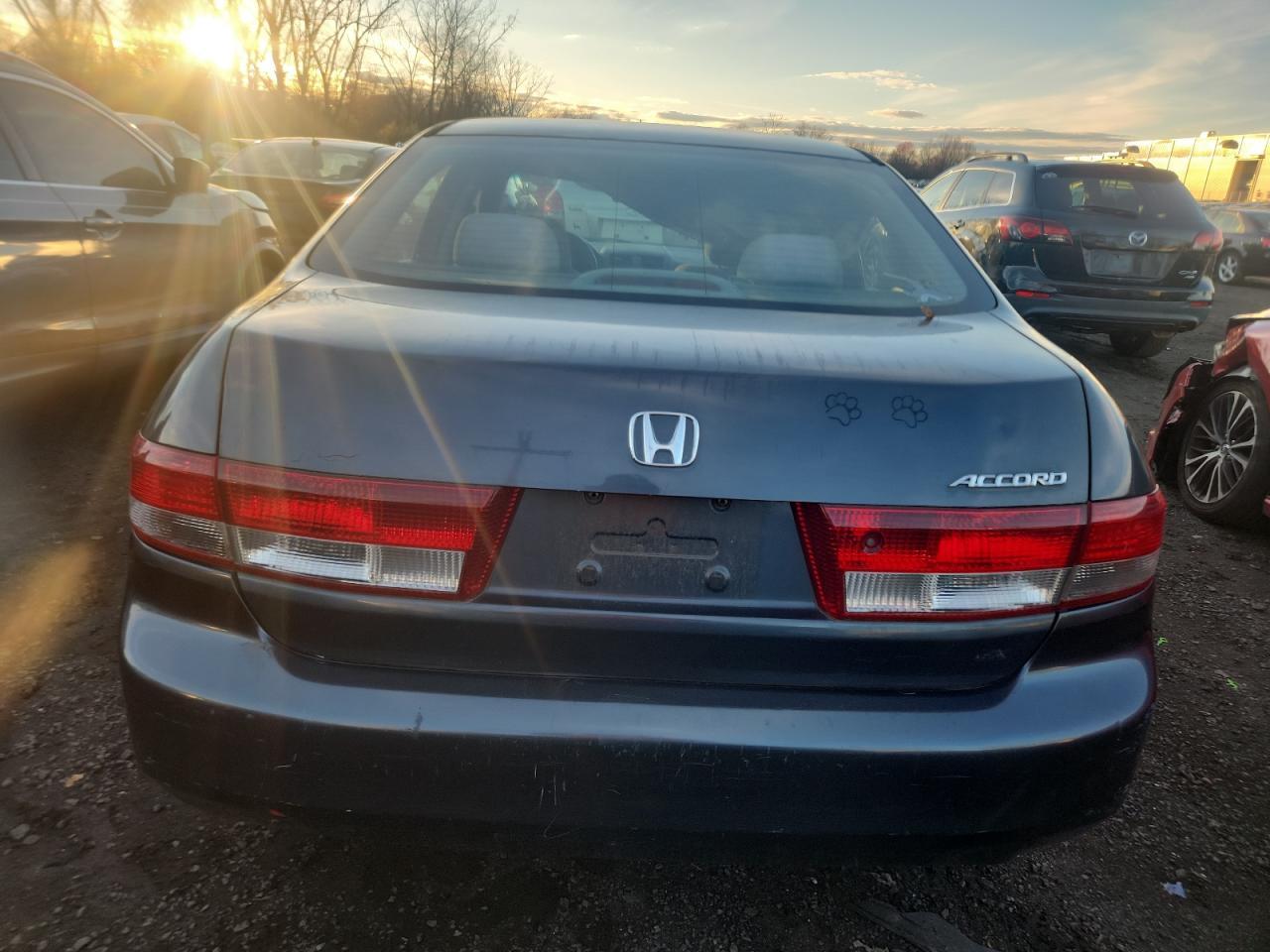 2004 HONDA ACCORD