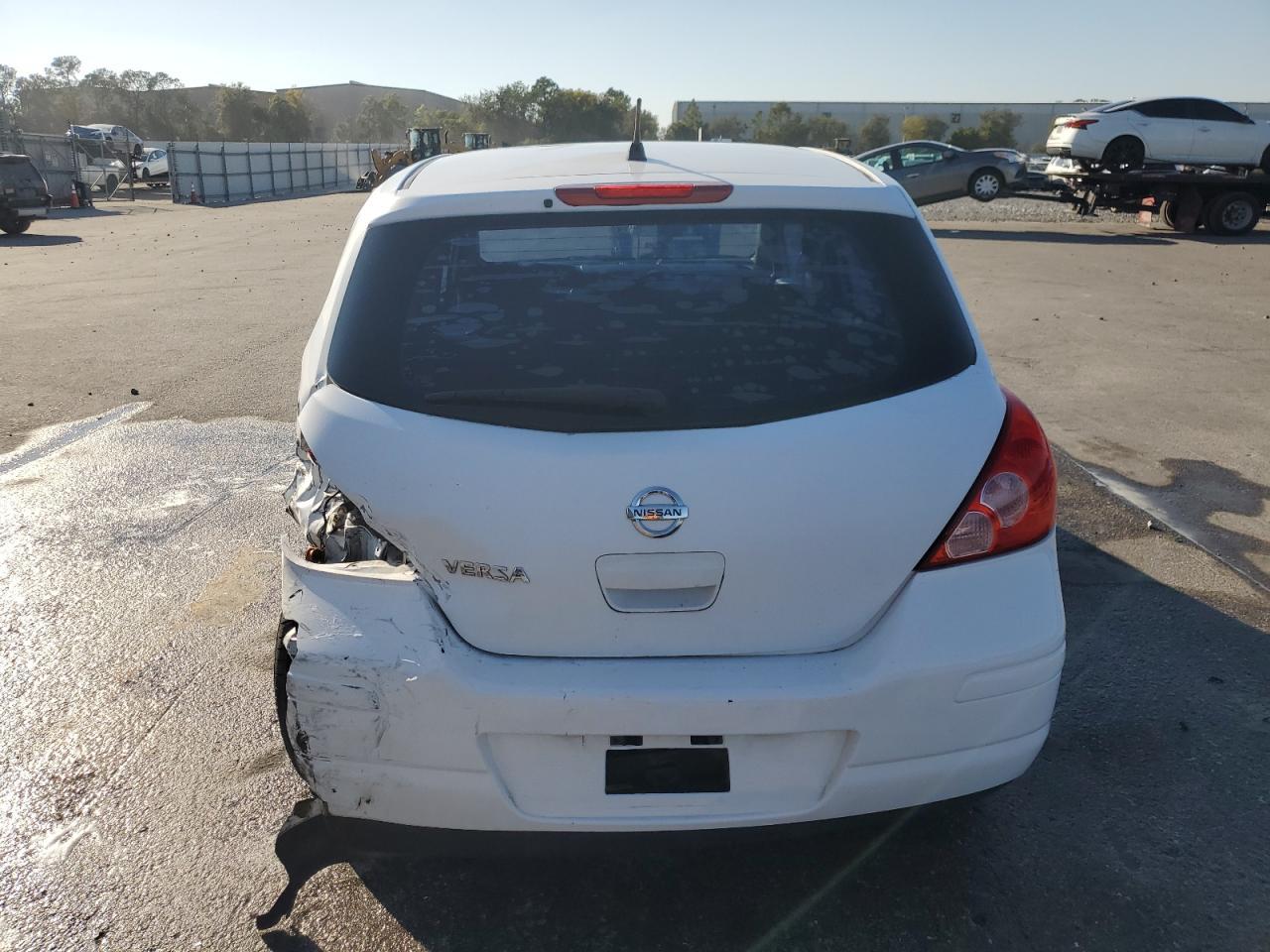 2010 NISSAN VERSA