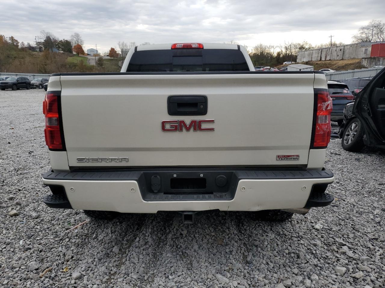 2015 GMC Sierra
