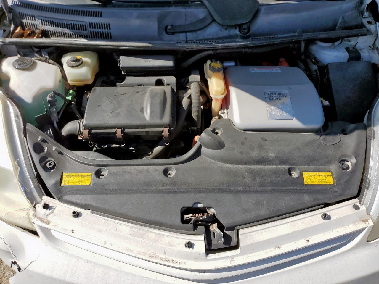 2004 TOYOTA PRIUS